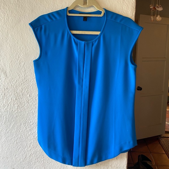 J. Crew Crepe Cap Sleeveless Top Blue size 4 - Picture 1 of 1